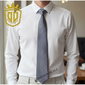 Ermenegildo Zegna Silk Tie Blue Chevron Pattern Made in Italy 58.4" x 3.6"